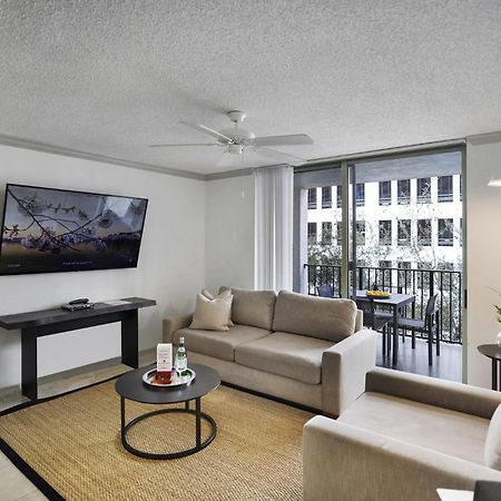 Dharma Home Suites Coral Gables At Gables Grand Plaza Miami Bilik gambar