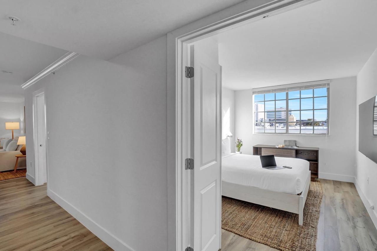 Dharma Home Suites Coral Gables At Gables Grand Plaza Miami Luaran gambar