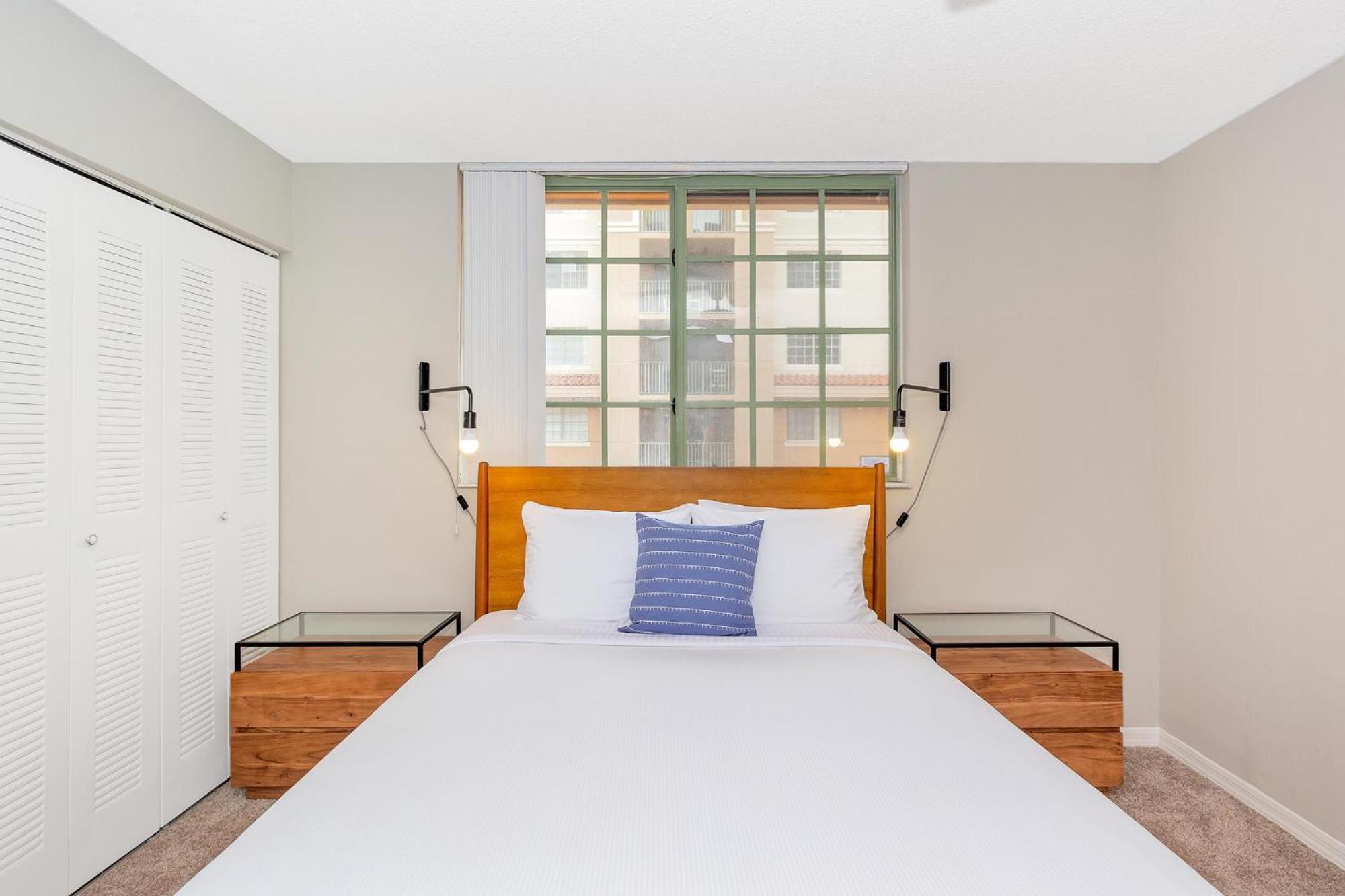 Dharma Home Suites Coral Gables At Gables Grand Plaza Miami Bilik gambar
