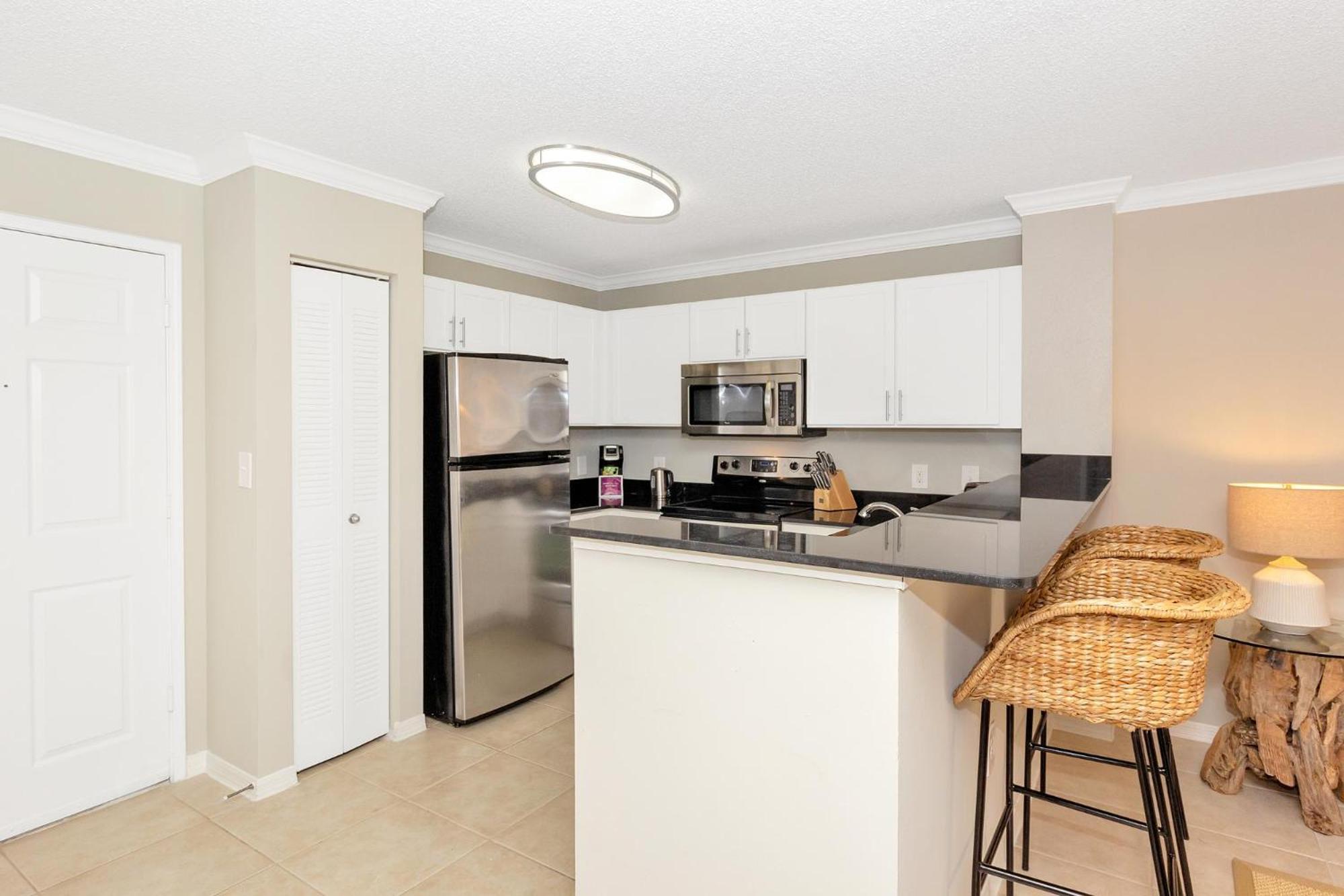 Dharma Home Suites Coral Gables At Gables Grand Plaza Miami Bilik gambar